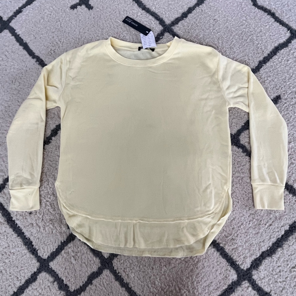 Yellow crew neck S